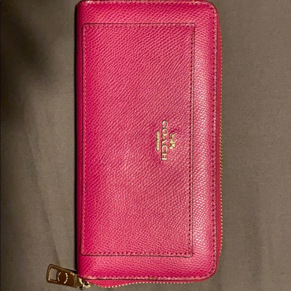 Zip around wallet